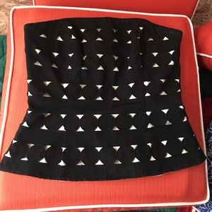 White House Black Market Strapless Corset, Black Graphic Overlay, Size 2